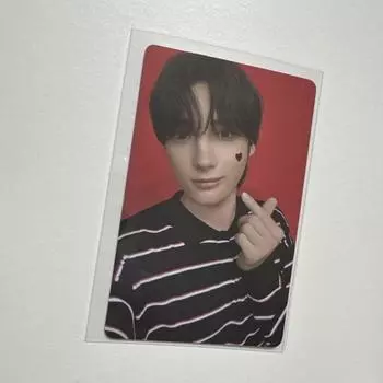 Использованная TXT HUENINGKAI SANCTUARY официальная целевая благотворительная фотокарточка US Limited TOMORROW TOGETHER