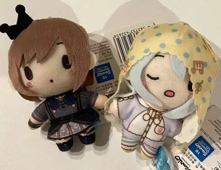 Использованный Project Sekai Sanrio Fuwapuchi Mascot Plush Kanade Ena Набор из 2 штук