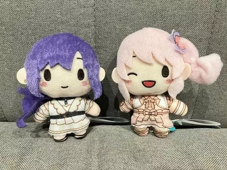 Использованный Project Sekai Sanrio Fuwapuchi Mascot Plush Mafuyu Mizuki Набор из 2 штук