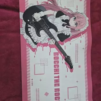 Испорченный замок, сделанный испорченным длинным ковриком