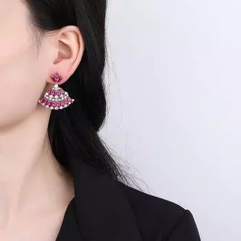 Источник Цирконовые серьги Роскошные рубиновые турмалиновые серьги Юбка-веер Королевские сапфировые серьги