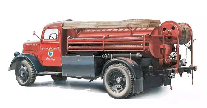 ITALERI 3-тонная классическая пожарная машина пластиковая модель сборочный комплект IT3966 1/24 (Машина)