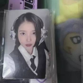 Iu 8th Edition Photo Card