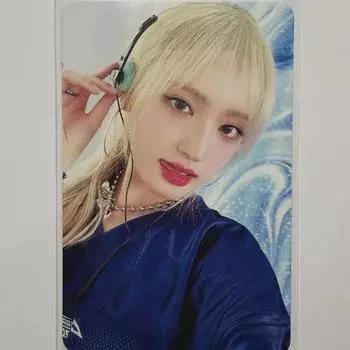 Ive Breeze 2025 Season s Greetings Starship Square Pre-order Benefit Photocard