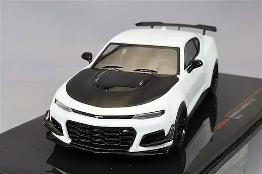 Ixo Chevrolet Camaro ZL1 2019 Белый 1/43