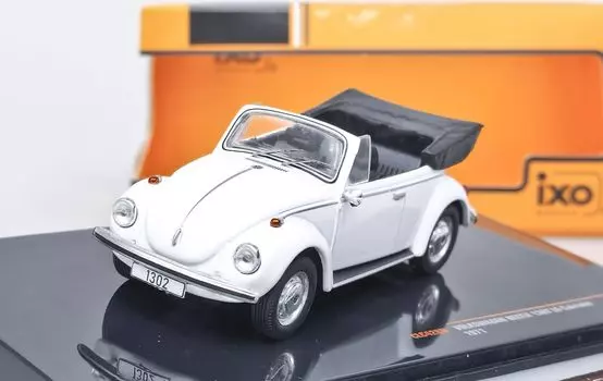 Ixo Volkswagen Mini Car Beetle 1302 LS Кабриолет 1/43 (белый) [Элемент] белый