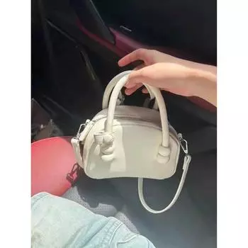 Издание ins2024 нишевый дизайн сумка Boston женская простая универсальная сумка-мессенджер маленькая квадратная сумка белый