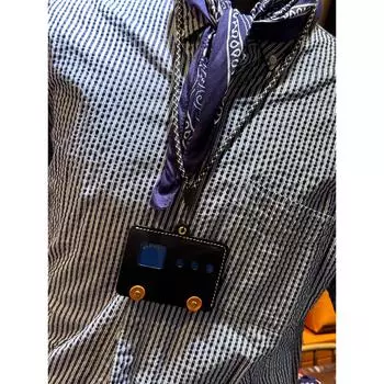 Изделия из кожи ручной работы Обложка для значка автомобиля из коровьей кожи, обложка для автобусной карточки, удобная и индивидуальная, небольшие изделия из кожи, универсальные, легкие, роскошные, подвесные украшения на шею, креативность красный