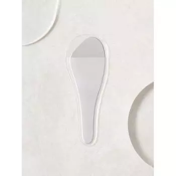 Изогнутый шпатель для макияжа Daiso