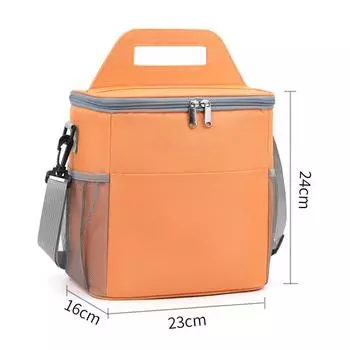 Изолированная сумка-кроссбоди для ланча: Плотная ткань Оксфорд с алюминиевой фольгой для кемпинга и пикников на открытом воздухе.
