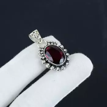 Изящный серебряный кулон с красным гранатом и драгоценным камнем из стерлингового серебра 925 пробы — дизайн ручной работы, повседневное украшение, уникальный кулон в подарок на вечеринку 1.96 красный