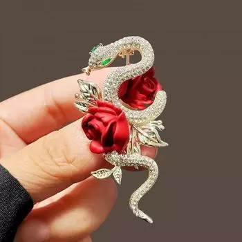 Изумрудная роза змея брошь Ins Style High End бриллиантовый комплект платье брошь на грудь цветок свет роскошные аксессуары для одежды 5.5*3.1cm золотой