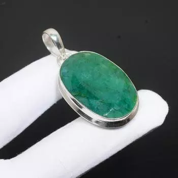 Изумрудный драгоценный камень ручной работы Подвеска из стерлингового серебра 925 пробы Античный изумрудный драгоценный камень Pendnat Овальный дизайн Подвеска Подарки на День благодарения 2.16 зелёный