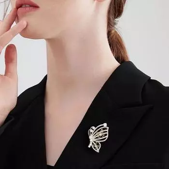 Изысканная брошь-бабочка для женщин и девочек, универсальные булавки, темперамент, блестящий корсаж, аксессуары для одежды, подарок 1Pc