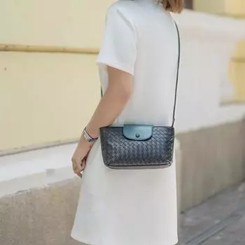 Изысканная и компактная женская сумка из натуральной кожи, плетеная сумка ручной работы из овчины, легкая сумка для телефона через плечо для девочек 20x6x13 покинуть белый