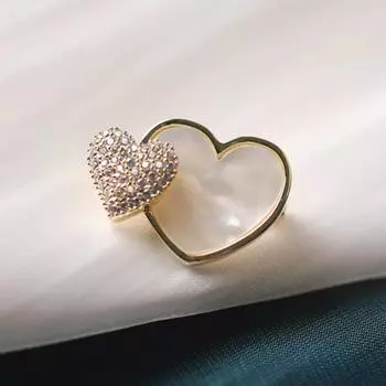 Изысканная маленькая брошь Love, высококачественная женская булавка для воротника, летняя маленькая булавка для выреза, фиксированная невидимая пряжка, защищающая от света