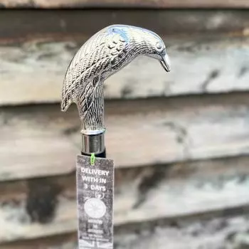 Изысканная складная черная деревянная трость с серебряной ручкой в виде ворона — уникальный и стильный аксессуар для повседневного использования