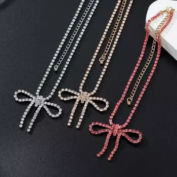 Изысканное бриллиантовое ожерелье-бантик — гламурные европейские и американские украшения для женщин, идеально подходящие для свадебных торжеств и модных банкетов. золотой/белый