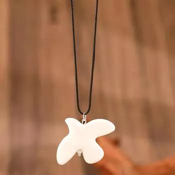 Изысканное ожерелье из белой керамики с голубем мира для женщин, винтажный кулон в виде голубя, цепочка для свитера, праздничные ювелирные аксессуары, подарок as the picture