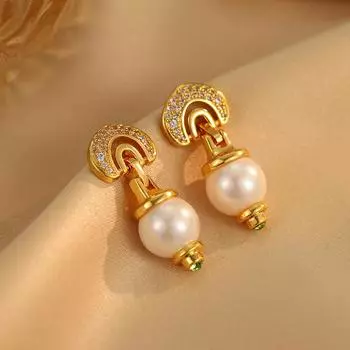 Изысканные маленькие ароматные французские легкие роскошные серьги из циркония, серьги с жемчугом и пряжкой в виде подковы в средневековом стиле, персонализированные серьги в стиле темперамент 18K
