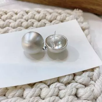 Изысканные металлические матовые серьги-гвоздики с шариками для женщин, для пожилых людей, для поездок на работу, простые и универсальные серьги