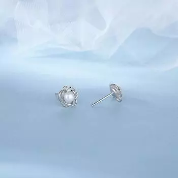 Изысканные полые цветочные жемчужные серьги для женщин Ins Fairy Style Летние новые серьги