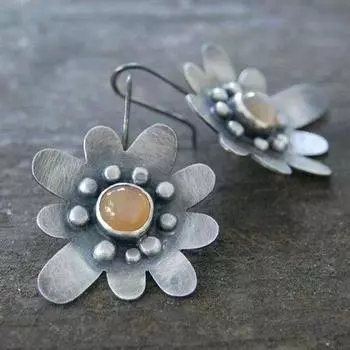 Изысканные ретро-серьги с цветами растений и лепестками, инкрустированные оранжевым камнем серебряный