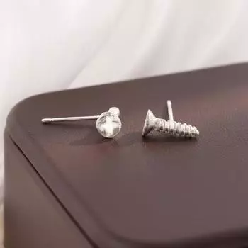 Изысканные серьги-пусеты с резьбой в корейском стиле - Гипоаллергенная бижутерия серебряный