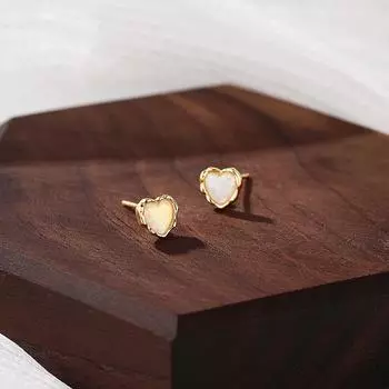 Изысканные серьги с опалом Love для женщин с нишевым дизайном Новые серьги Маленькие серьги