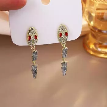 Изысканные серьги-змеи, инкрустированные бриллиантами: Роскошная серебряная игла со знаком зодиака для женщин