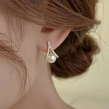 Изысканные жемчужные серьги с уникальным и нишевым дизайном, высококачественные серьги для женщин золотой