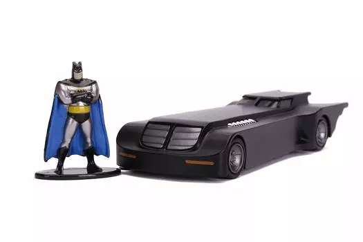 Jada Toys DC Comics The Animated Series Batmobile Die Cast Vehicle с фигуркой Бэтмена и 132 - чёрный