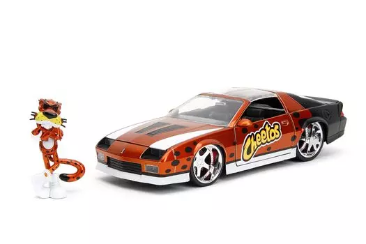 Jada Toys Jada Toys Cheetos 1985 Chevy Camaro Z28 литая машинка Честер Гепард фигурка оранжевый 124 и 2.75 коричневый