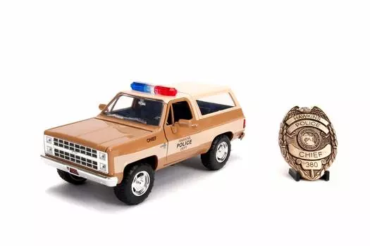 Jada Toys METALS DIE CAST STRANGER THINGS CHEVY BLAZER with POLICE BADGE Metals Diecast Stranger Things Hopper Chevy Blazer Scale Mini Car HOPPER S