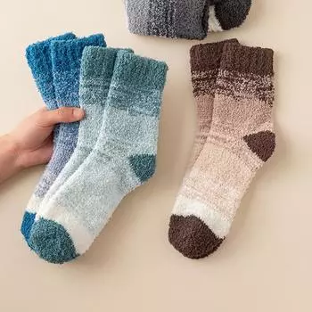 Japanese Style Gradient Men s Coral Fleece Mid-Tube Sleep Socks - Non-shedding, Warm, Half-Velvet Floor Socks One Size