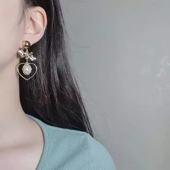 [Эймельби] Шарлотта Маск