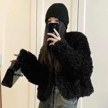 Экологичная меховая куртка женская зимняя новая из овечьей шерсти высокого качества с утолщенным мехом и плюшевым верхом короткая S80-50kg чёрный