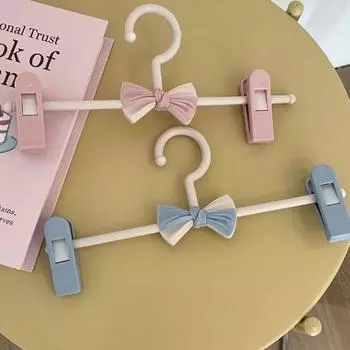 Экономящая место сушилка для одежды, вращающаяся вешалка для одежды, нескользящая вешалка, телескопическая регулируемая сушилка для носков для домашнего шкафа розовый