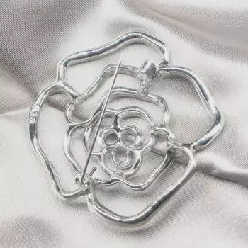 Элегантная бриллиантовая брошь «Камелия-Роза»: Высококачественный женский аксессуар для костюмов и свитеров — осенний трендовый значок