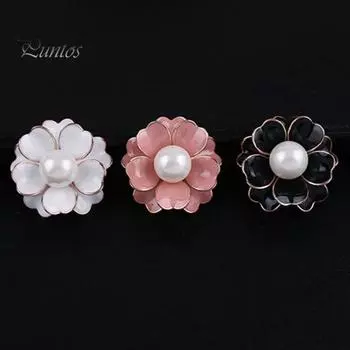 Элегантная брошь с цветком камелии и искусственным жемчугом. Тонкая работа. Модная, удобная в ношении булавка для лацкана. розовый