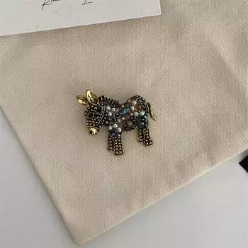 Элегантная ретро-брошь, мода, индивидуальность, пони