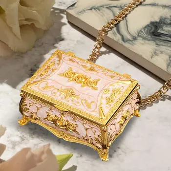 Элегантная шкатулка-органайзер для колец и сережек фиолетовый