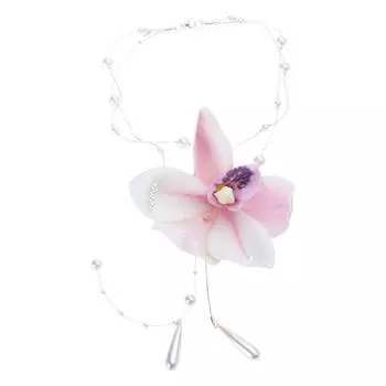 Элегантное цветочное женское шейное украшение, нежная цепочка-колье с цветком, эффектное ожерелье для модных личностей