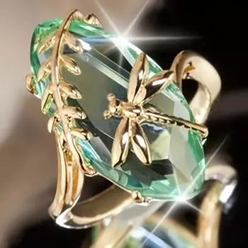 Элегантное кольцо с водянистым цирконием овальной формы. Изысканный дизайн со стрекозой. Идеальный подарок на годовщину/день рождения для вашей любви. 9 зелёный