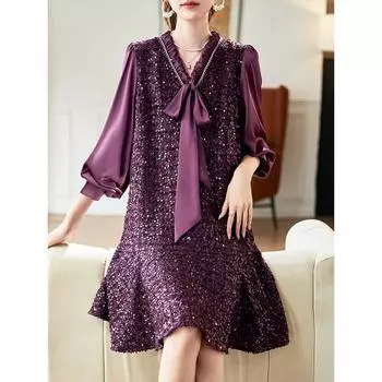 Элегантное красное платье с длинным рукавом, V-образным вырезом, поясом и блестящей нитью для осенней моды M