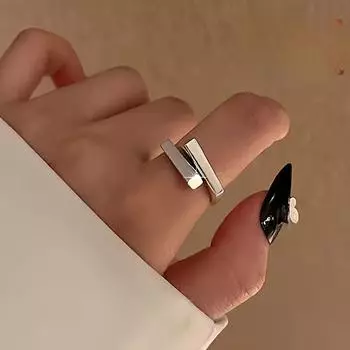 Элегантное регулируемое серебристое кольцо в стиле бохо-шик для женщин — гипоаллергенное, геометрический квадратный дизайн, идеально подходит для повседневной носки и особых случаев Adjust серебряный