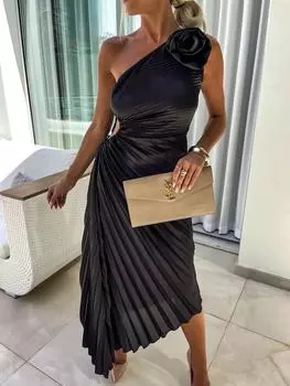 Элегантное вечернее платье на одно плечо с оборками, цветочной деталью и вырезом на талии S чёрный