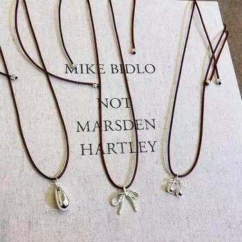 Элегантное женское ожерелье с подвеской в виде вишневого банта из красной веревки — простая, универсальная и модная цепочка для свитера N1331 bowknot anchor серебро белый