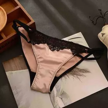 Элегантные атласные женские трусы с двойными бретелями, ажурным дизайном, регулируемым поясом и хлопковой вставкой средней посадки. One size fits 80/125 catties шампанского