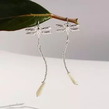 Элегантные и элегантные серьги-капли в виде стрекозы, новые китайские серьги из натуральной белой ракушки, холодные серьги, оригинальные серьги 608